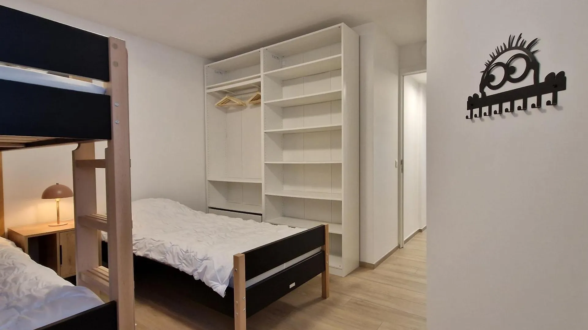 Allure Modern & Zonnig Appartement Met Balkon Middelkerke Apartment